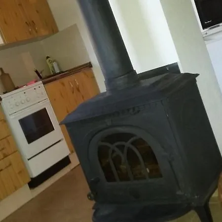 Bezdrev U Hluboke Nad Vltavou Lodge *