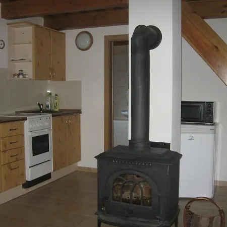 Lodge Bezdrev U Hluboke Nad Vltavou