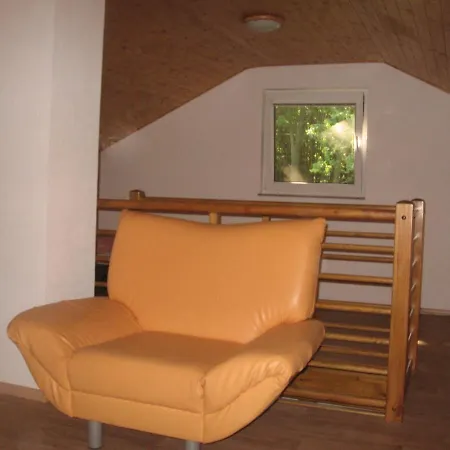Bezdrev U Hluboke Nad Vltavou Lodge *
