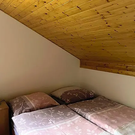 Bezdrev U Hluboke Nad Vltavou Domek letniskowy