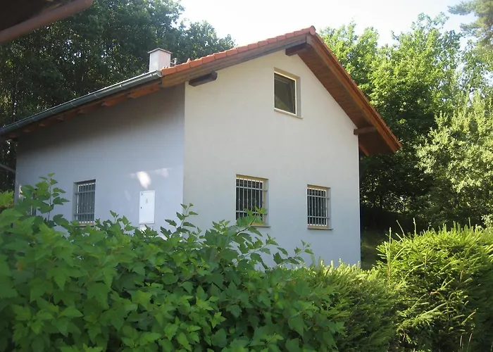 Bezdrev U Hluboke Nad Vltavou ロッジ *